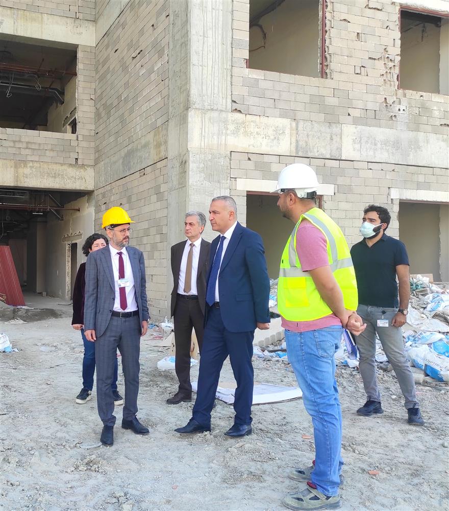 İl Sağlık Müdürü Dr.Alpaslan Erol'dan Yapımı Devam Eden Bartın Devlet Hastanesi İnşaat Alanına Ziyaret
